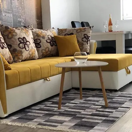 Apartment Mona