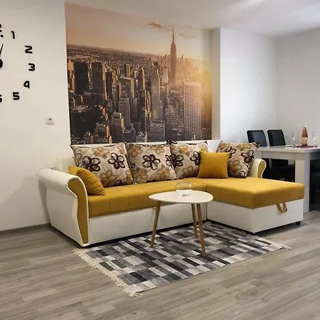 Apartment Mona
